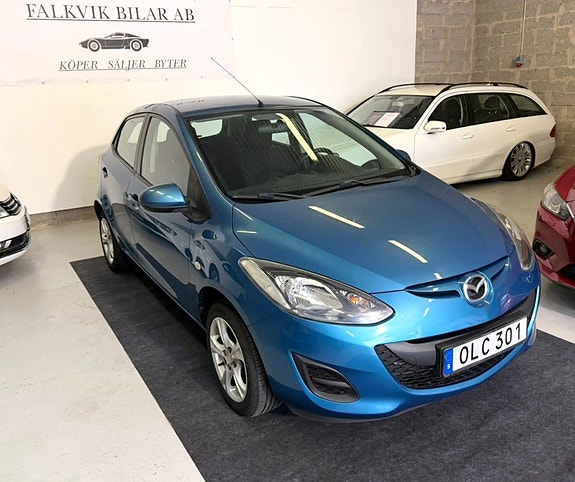 Mazda 2 3 of 19