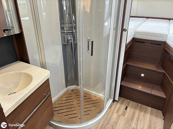 Niesmann ARTO 88EK // Hydr.ben - Lithium 180Ah 14 of 21