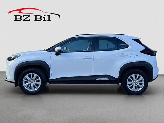 Toyota Yaris Cross 2 of 20