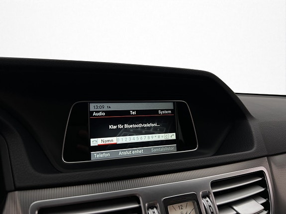 Mercedes-Benz E250 18 of 23