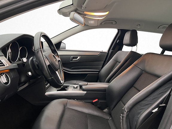 Mercedes-Benz E250 9 of 23
