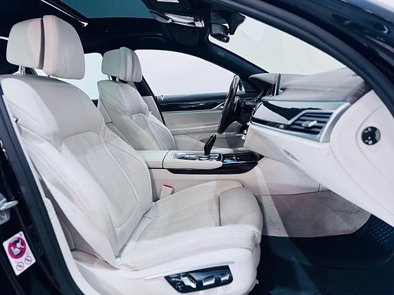 BMW 740d 6 of 29