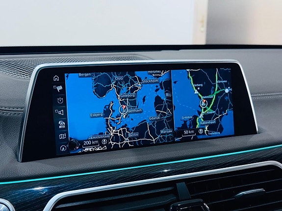 BMW 740d 16 of 29