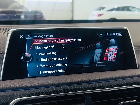 BMW 740d 23 of 30
