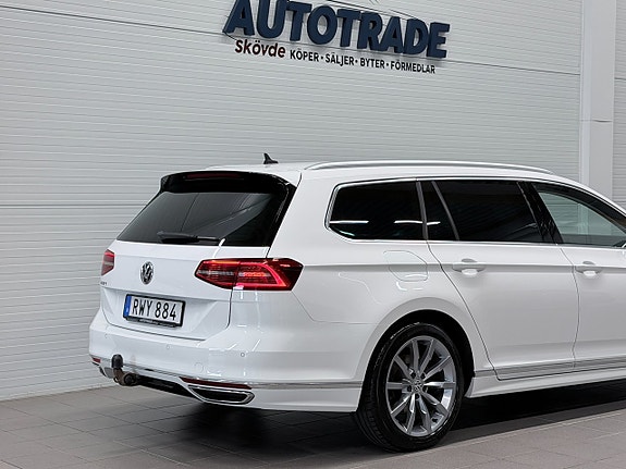 Volkswagen Passat 7 of 19