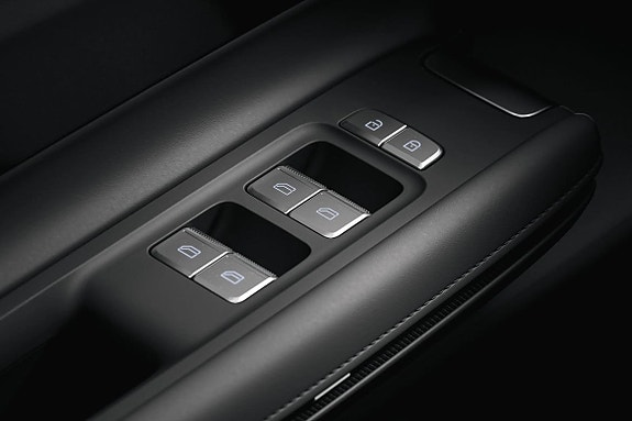 Polestar 4 19 of 20