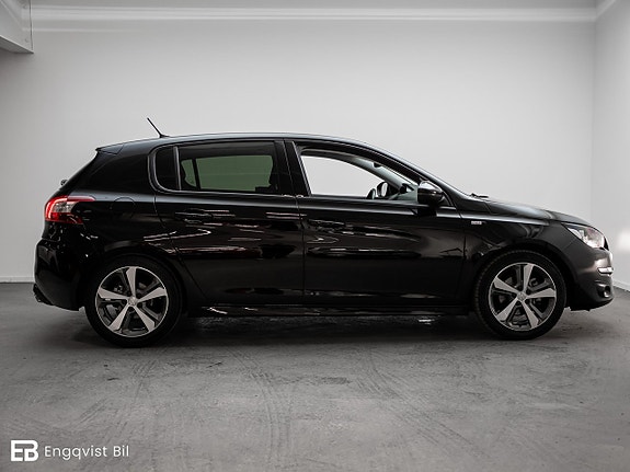 Peugeot 308 14 of 30