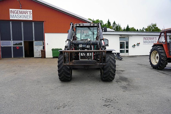 Inkommande Massey Ferguson 6180 BHH601 2 of 12