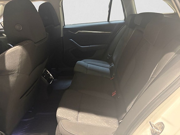 Skoda Octavia 12 of 15