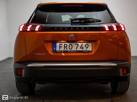 Peugeot e-2008 11 of 30