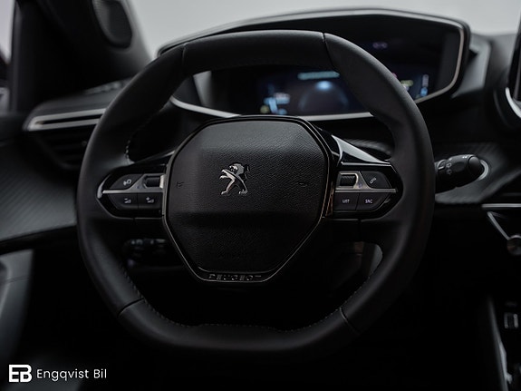Peugeot e-2008 19 of 30