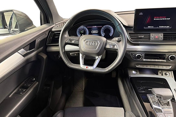 Audi Q5 8 of 15