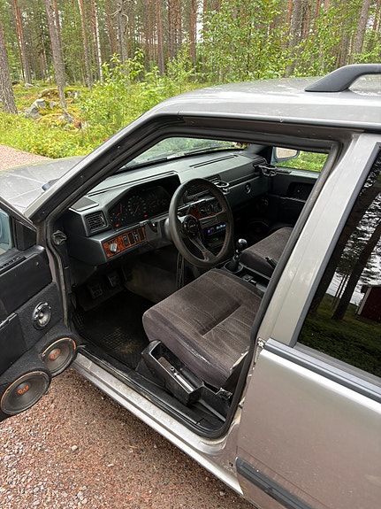 Volvo 940 4 of 8