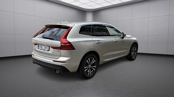 Volvo XC60 5 of 21