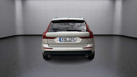 Volvo XC60 4 of 21