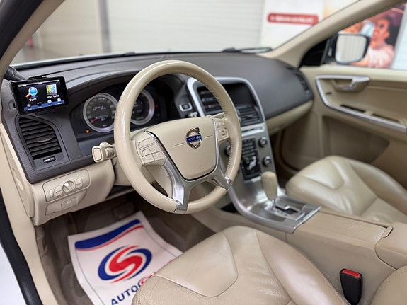 Volvo XC60 9 of 27