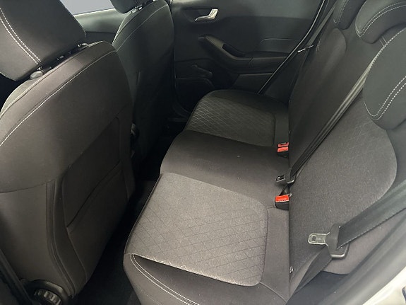 Ford Fiesta 9 of 11