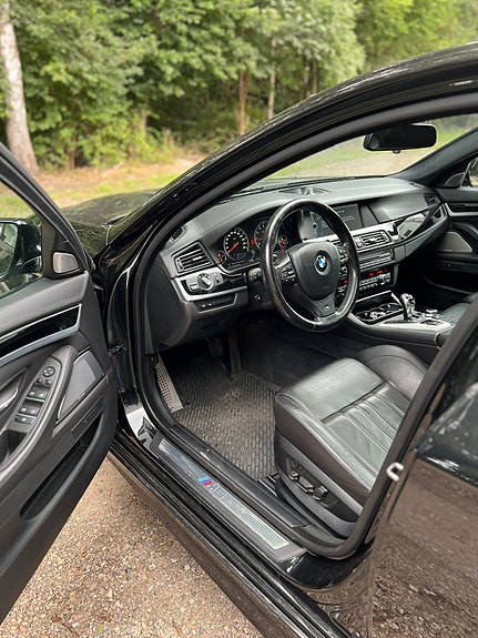 BMW M5 6 of 9