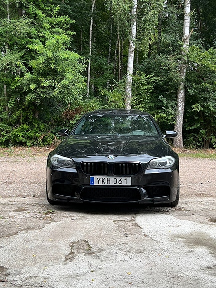 BMW M5 4 of 9