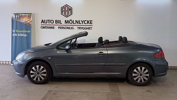 Peugeot 307 CC 2 of 10