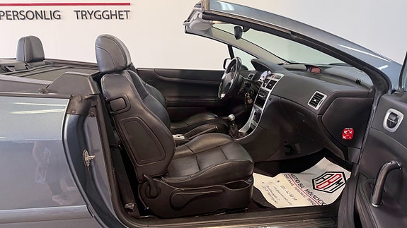 Peugeot 307 CC 9 of 10