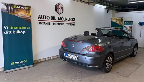 Peugeot 307 CC 6 of 10
