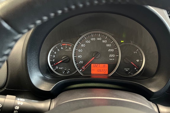 Toyota Yaris 16 of 21