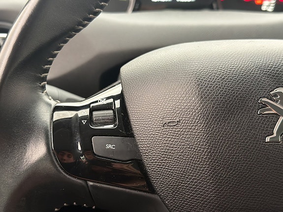 Peugeot 308 16 of 30