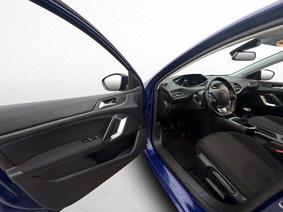 Peugeot 308 10 of 30