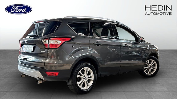 Ford Kuga 2 of 16