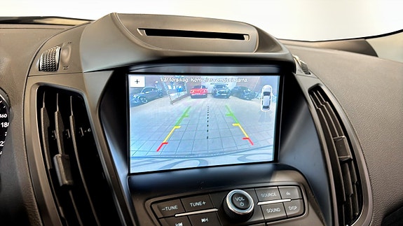 Ford Kuga 12 of 16