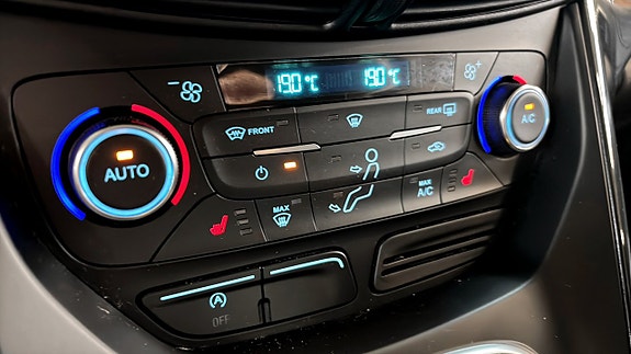 Ford Kuga 16 of 16