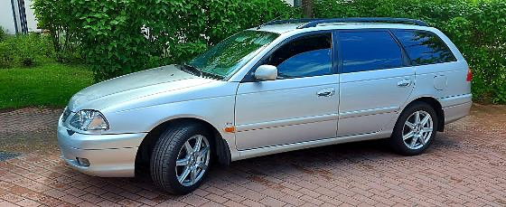 Toyota Avensis 3 of 5