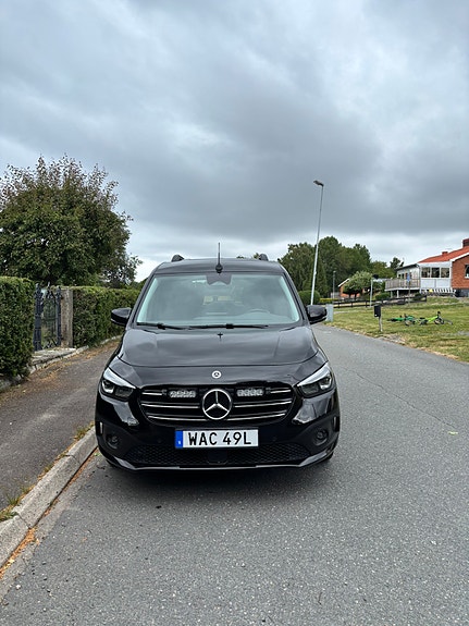 Mercedes-Benz T180 d 3 of 6