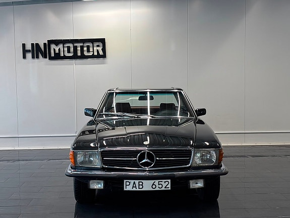 Mercedes-Benz SL350 3 of 23