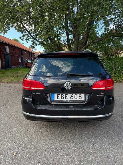 Volkswagen Passat 7 of 7