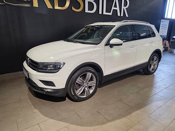 Volkswagen Tiguan 2 of 15