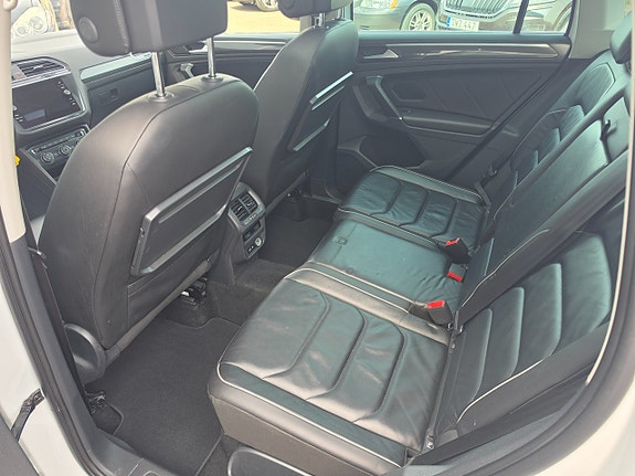 Volkswagen Tiguan 13 of 15