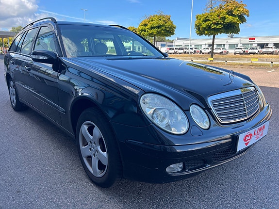 Mercedes-Benz E240 3 of 20