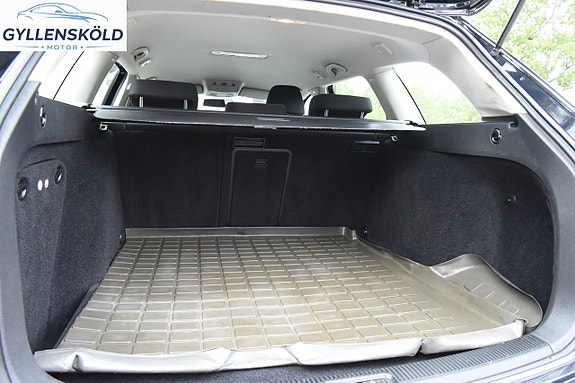 Volkswagen Golf VI 13 of 13
