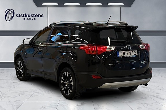 Toyota RAV4 11 of 11