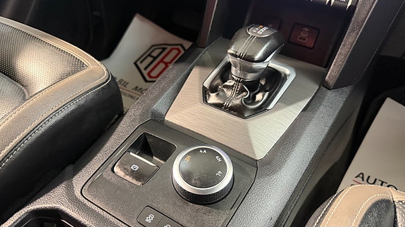 Volkswagen Amarok 10 of 25