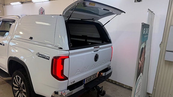Volkswagen Amarok 15 of 25