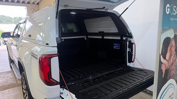 Volkswagen Amarok 17 of 25