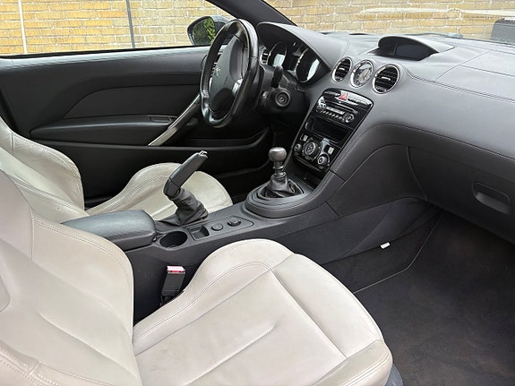 Peugeot RCZ 5 of 8