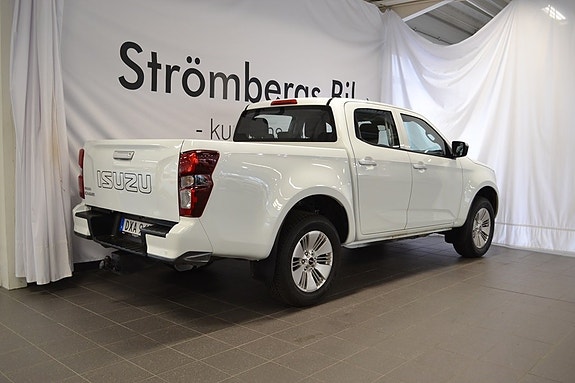 Isuzu D-max 3 of 10