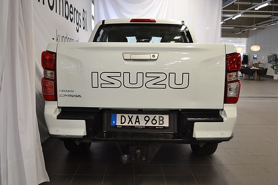 Isuzu D-max 4 of 10