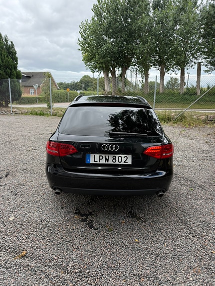 Audi A4 4 of 8