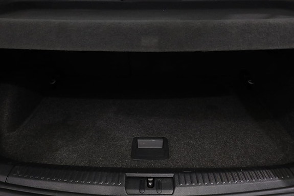 Volkswagen Polo 18 of 29