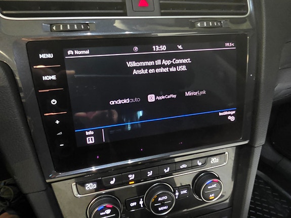 Volkswagen e-Golf VII 12 of 14